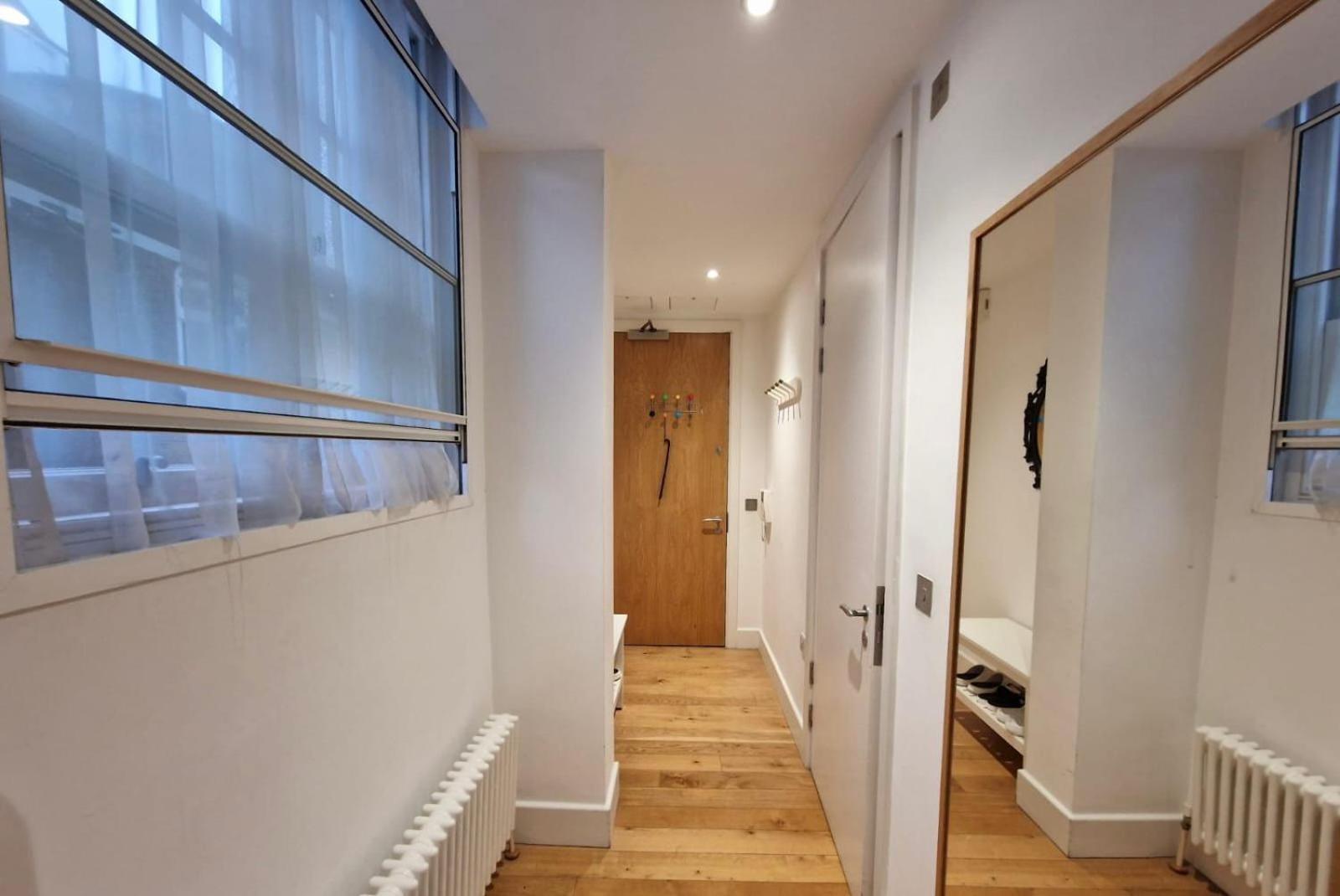 One Bedroom Apartment In Holborn Londen Buitenkant foto